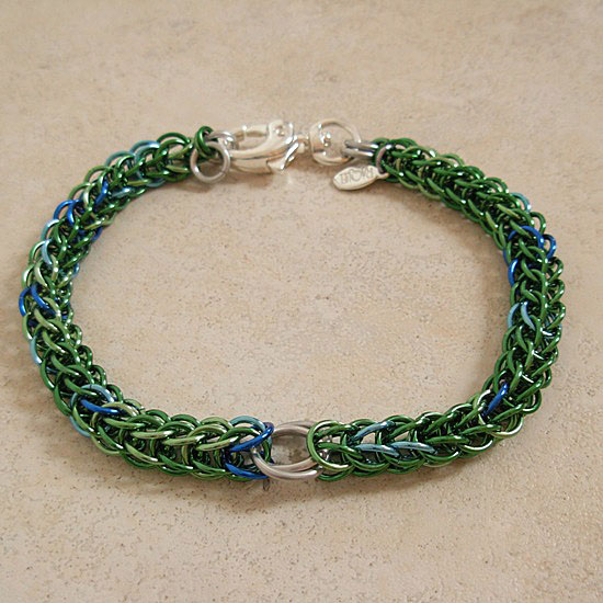 nature_elegance_dog_chain